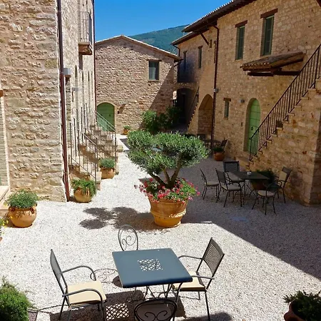 Country house Borgo Di Gallano Valtopina