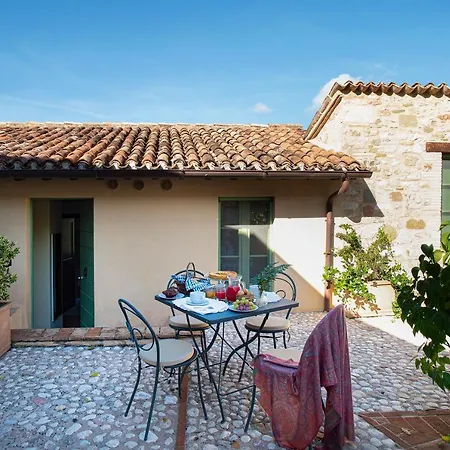 Borgo Di Gallano * Valtopina